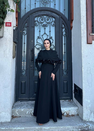Gül Detaylı Menekşe Abiye Siyah