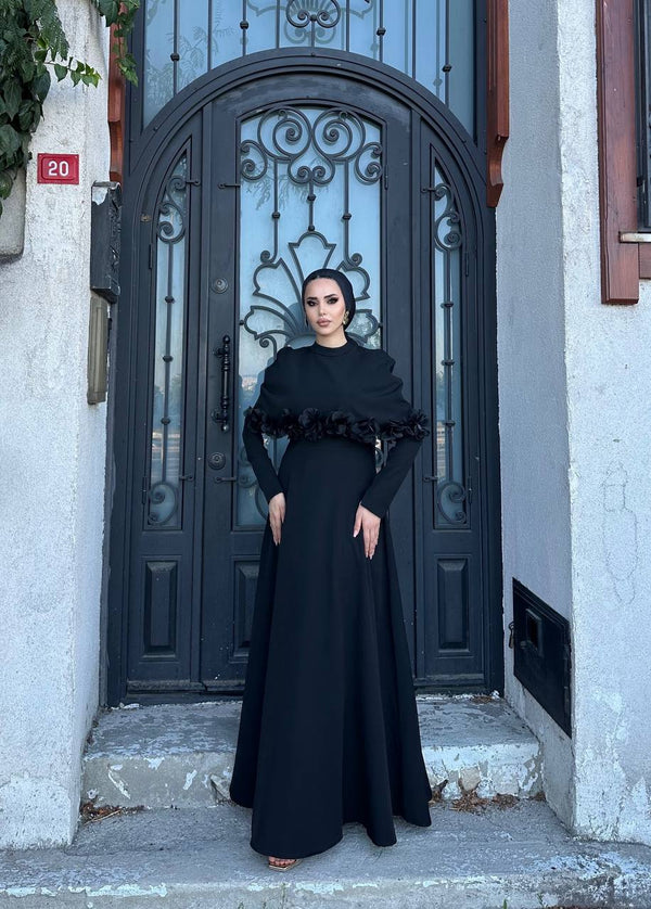 Gül Detaylı Menekşe Abiye Siyah
