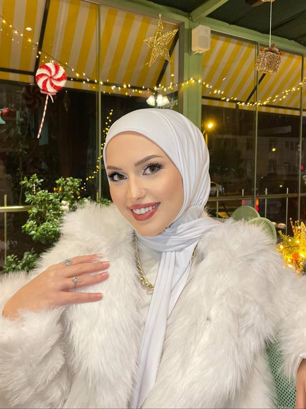 Sayra Shawl Kadın Beyaz Çıtçıtlı Hazır Şal