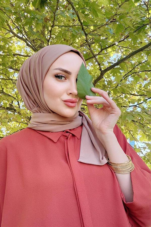 Sayra Shawl Kadın Karamel Likralı Kumaş Hazır Çıtçıtlı Şal SYR008