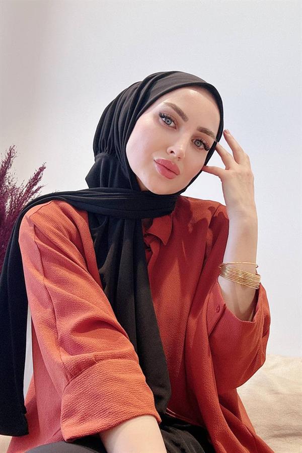 Sayra Shawl Kadın Siyah Likralı Kumaş Hazır Çıtçıtlı Şal SYR008