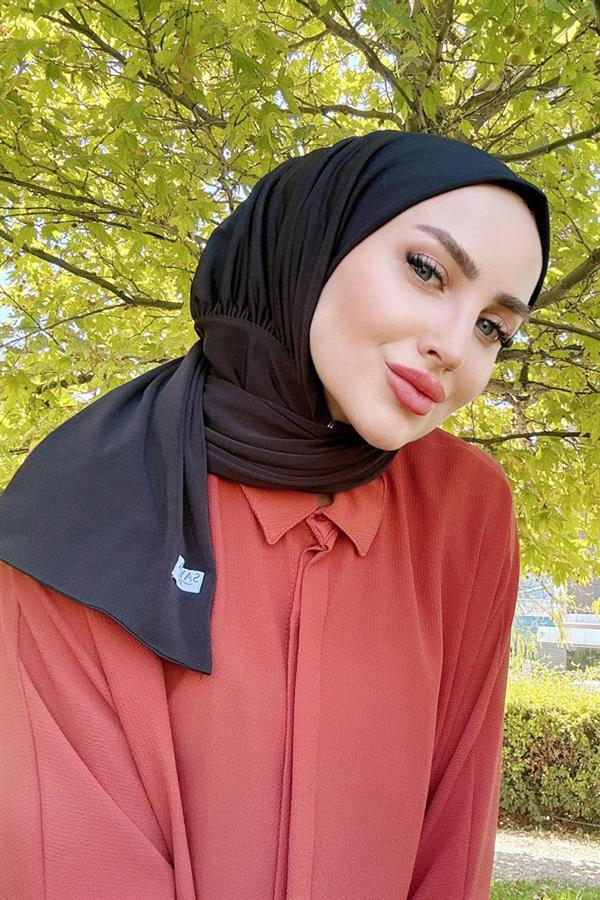 Sayra Shawl Kadın Siyah Likralı Kumaş Hazır Çıtçıtlı Şal SYR008