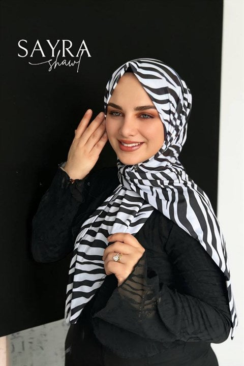 Sayra Shawl Zebra Desenli Kadın Çıtçıtlı Şal