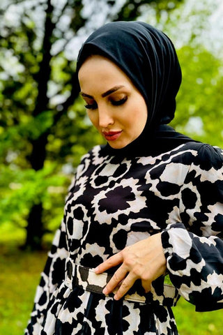 Sayra Shawl Siyah İthal Sandy Kumaş Çıtçıtlı Hazır Şal SYR006