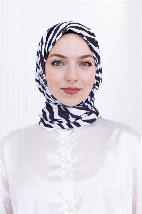 Sayra Shawl Zebra Desenli Kadın Çıtçıtlı Şal